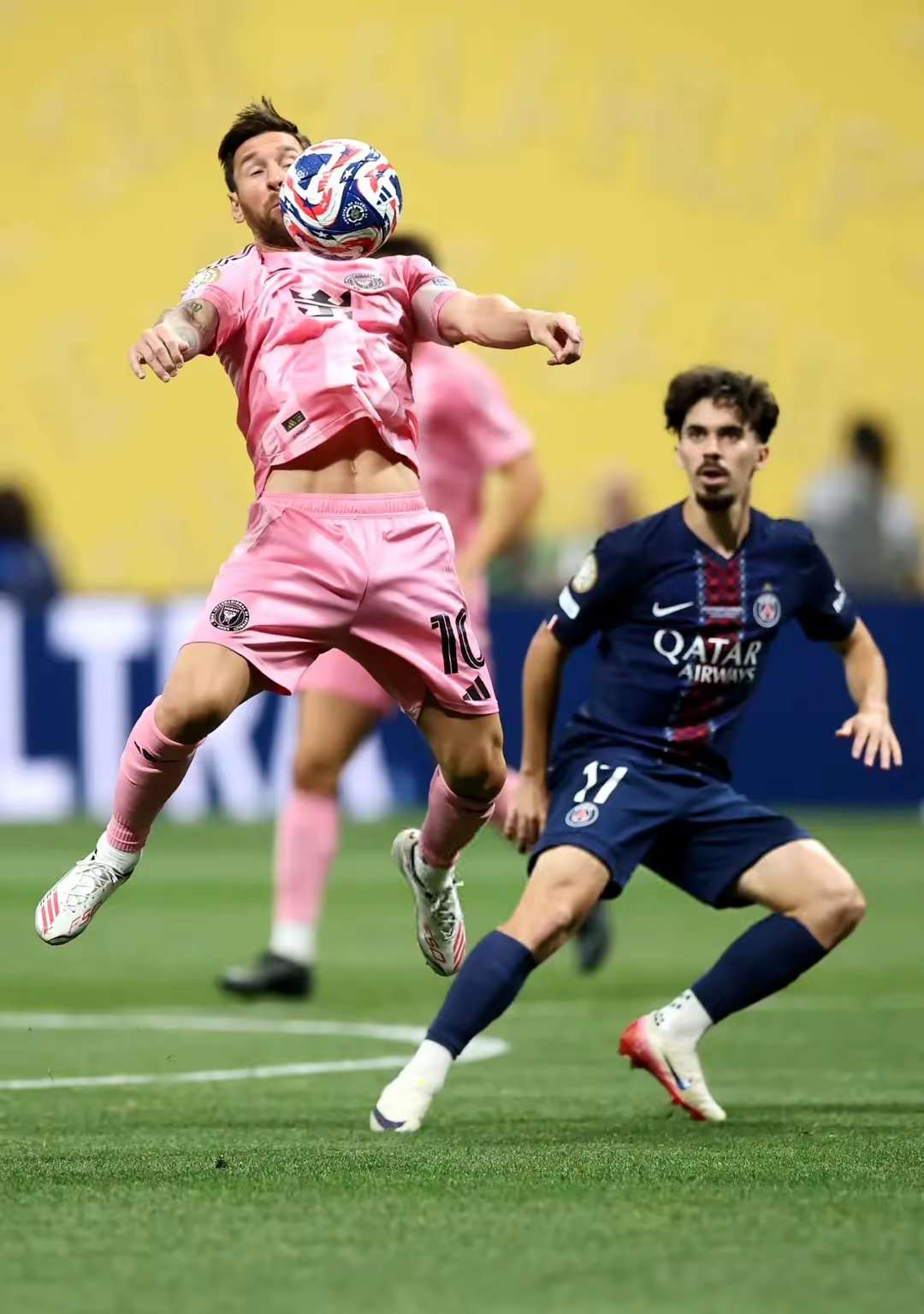 kaiyun网页版平台包含转折点！巴黎圣日耳曼止住颓势；荷甲赛前攻防权衡；底气十足；心理建设被强调的词条