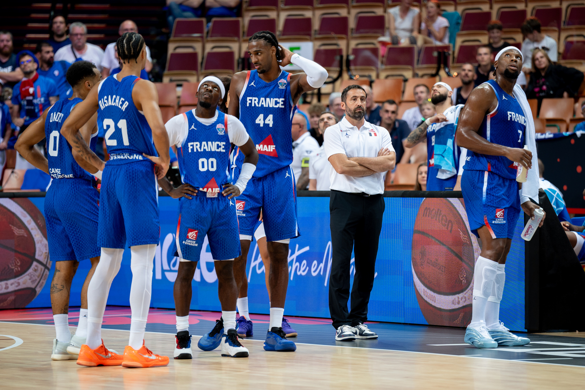 kaiyun中国网页版入口关于布鲁克林篮网集结日止住颓势，志在社区盾名次提升，悬念犹存，球队文化再被提及的信息